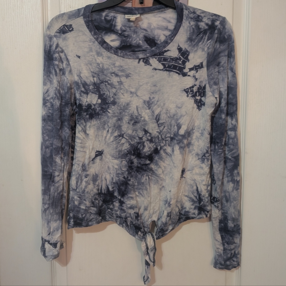 SALE Self Esteem Juniors Long-Sleeve Tie-Dye Blue Tie Front Shirt Top Medium